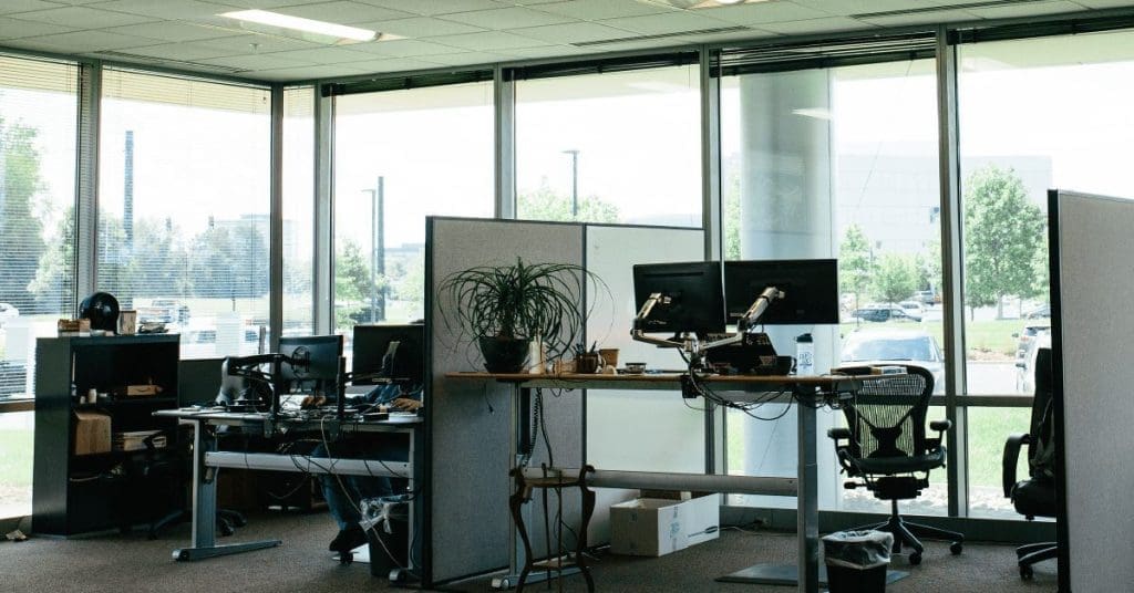How to Run a Large Tech Project and Not Get Fired